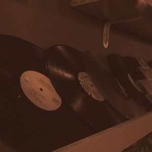 Meet your Posher, Isra